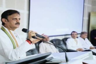 Studying MBBS through Hindi medium will facilitate treatment of patients: Deputy Chief Minister Shri Shukla