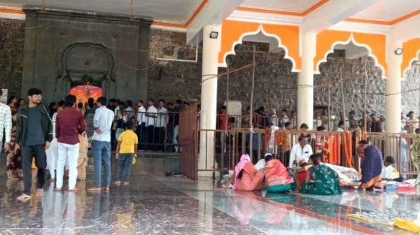 Sawan Monday: Huge crowd gathered at Siddheshwar Ratneshwar temple in Latur
