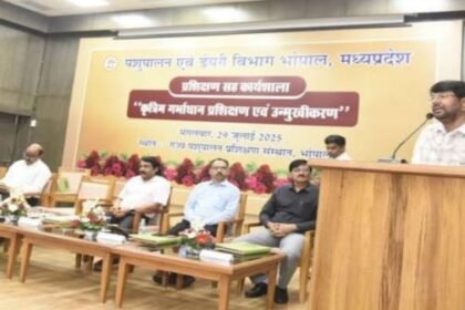 Milk production plays an important role in the economic development of the country: Minister of State for Animal Husbandry Shri Patel