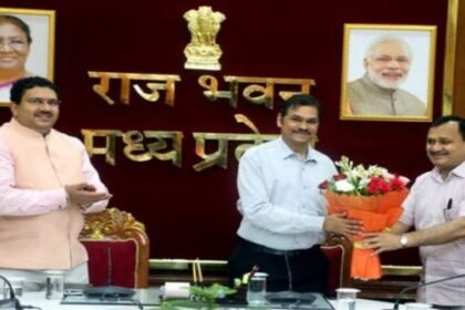 Farewell to Additional Chief Secretary to Governor Mr. Gupta