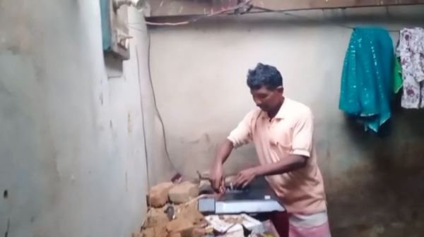 Narharpur: Terror of bears in Dudhwa, entering homes and destroying food items