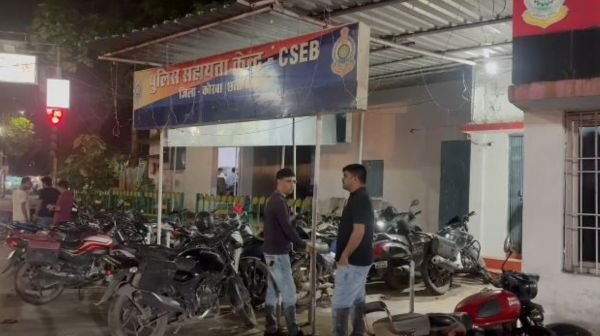 Korba: Lover gets shocked after seeing his girlfriend with another guy