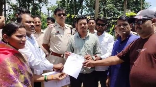 MCB: Congress protests against hike in electricity rates