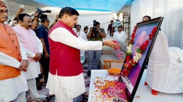 Chief Minister Dr. Yadav late. Tribute paid to Brahmanand Yadav