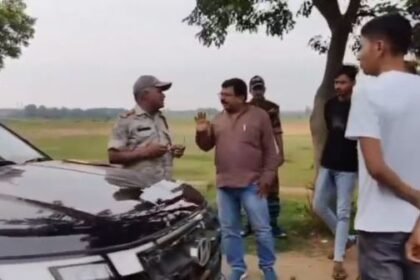 Madhupur: Rs 12,000 looted from a passerby in Pathrol