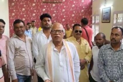 State Backward Classes Commission President Janaki Yadav reached Dhanbad for civic elections