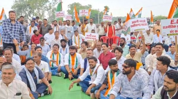 Congress's attack on the arrest of Bhupesh Baghel's son