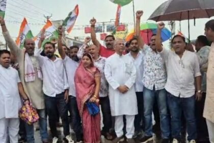 Congress' economic blockade declared successful, massive protest in Durg