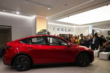 इंतजार खत्म! Tesla का दूसरा शोरूम जल्द होगा लॉन्च, Model Y की डिलीवरी पर आई बड़ी अपडेट