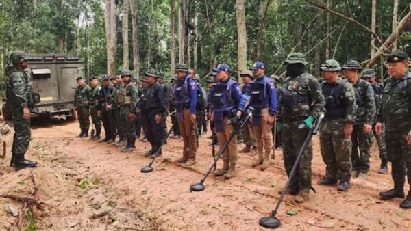 थाईलैंड-कंबोडिया सीमा पर फिर भड़का विवाद: 30 से ज्यादा की मौत, मार्शल लॉ लागू