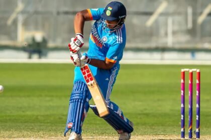 वैभव सूर्यवंशी ने इंग्लैंड में ठोके 9 छक्के, रचा नया रिकॉर्ड | अंडर-19 में बनाया सबसे ज्यादा सिक्स का कारनामा