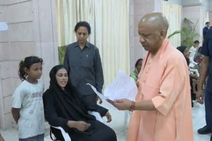 CM Yogi reached out to each victim and listened to their problems