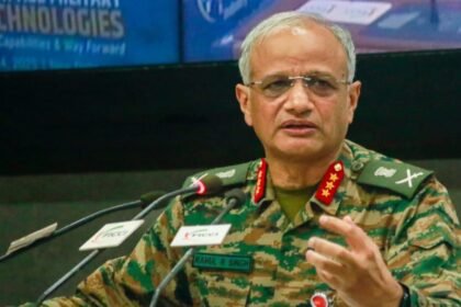 डिप्टी आर्मी चीफ का बड़ा खुलासा: ऑपरेशन सिंदूर में भारत ने एक नहीं, तीन दुश्मनों से लड़ा