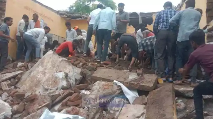 झालावाड़ में स्कूल की छत गिरने से बड़ा हादसा, 4 बच्चों की मौत, 17 घायल – रेस्क्यू ऑपरेशन जारी