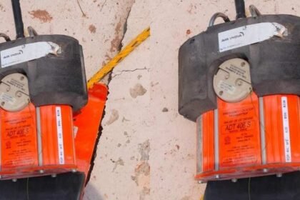 अहमदाबाद प्लेन क्रैश: AAIB ने सरकार को सौंपी प्राथमिक जांच रिपोर्ट, तीन महीने में आ सकती है डिटेल रिपोर्ट