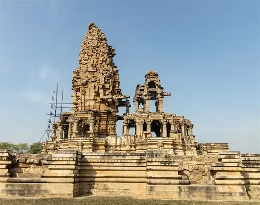 "एक रात में बना रहस्य से भरा मंदिर! क्या सच में भूतों ने रखी थी नींव?"