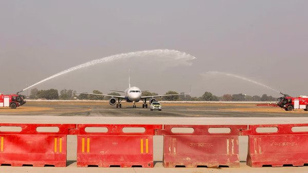 नोएडा एयरपोर्ट के 20 KM दायरे में ऊंची इमारतों पर रोक: जानिए नए नियम और इसकी वजह