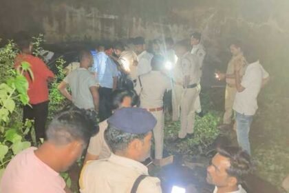 ग्वालियर-शिवपुरी लिंक रोड पर भीषण हादसा: कांवड़ियों को कुचलती हुई पलटी तेज रफ्तार कार, चार की मौत