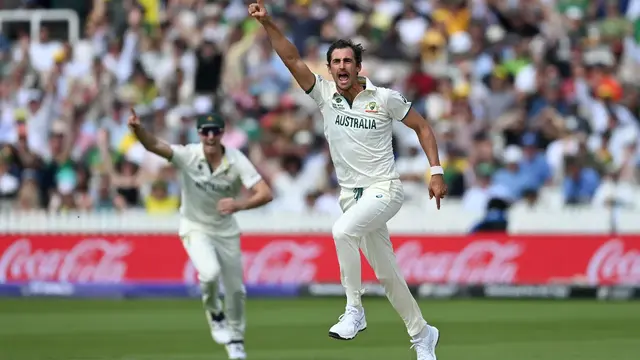 मिचेल स्टार्क ने रचा इतिहास: पहले ही ओवर में झटके 3 विकेट, इरफान पठान के कारनामे की याद ताज़ा