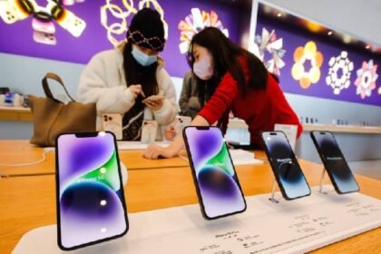 अमेरिका में मेड इन इंडिया स्मार्टफोन का जलवा: चीन से आगे निकला भारत, मैन्युफैक्चरिंग में 240% की बढ़ोतरी