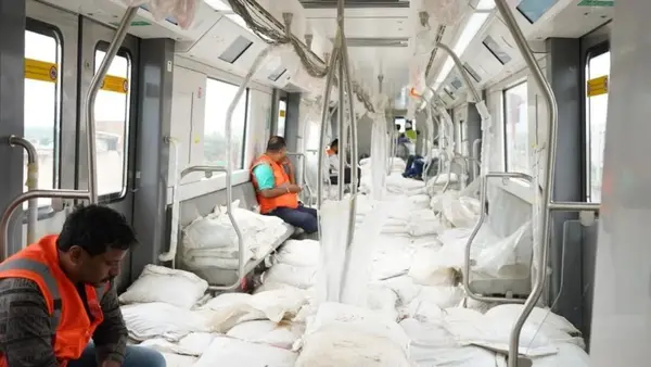 भोपाल मेट्रो ट्रायल में 1800 यात्रियों जितना भार, रेत से भरी बोरियों के साथ हुआ सफल ब्रेक टेस्ट