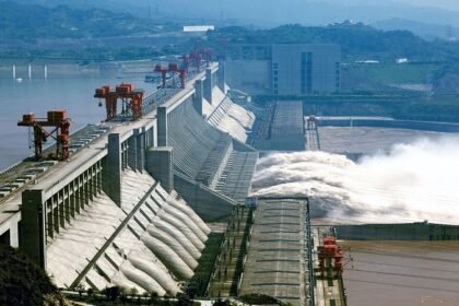 चीन ने ब्रह्मपुत्र नदी पर दुनिया का सबसे बड़ा डैम बनाना शुरू किया