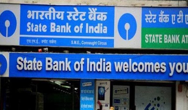 SBI ने फिर घटाई FD ब्याज दरें: जानिए अब कितना मिलेगा रिटर्न