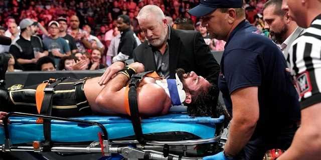 seth rollins injury before wwe raw top villain 2025