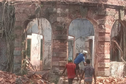 बांग्लादेश में सत्यजीत रे के पैतृक घर को गिराने पर लगी रोक, भारत की अपील के बाद मिला संरक्षण