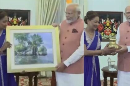 प्रधानमंत्री मोदी ने कमला बिसेसर को भेंट किया राम मंदिर की प्रतिकृति और महाकुंभ-सरयू का पवित्र जल