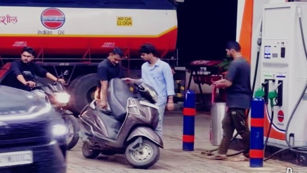 भोपाल-इंदौर में बिना हेलमेट नहीं मिलेगा पेट्रोल: 1 अगस्त से लागू होगा सख्त आदेश