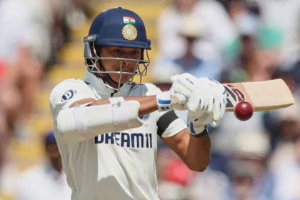 यशस्वी जायसवाल ने रचा इतिहास: सहवाग और द्रविड़ की बराबरी कर टेस्ट में पूरे किए 2000 रन