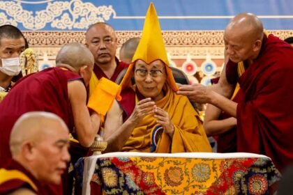 अगला दलाई लामा विवाद