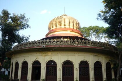 भोपाल के दिल में स्थित गोलघर