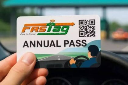 FASTag Annual Pass 2025: लॉन्च के पहले दिन ही बुक हुए 1.4 लाख पास, जानिए फायदे
