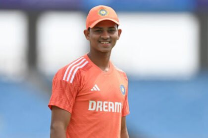 यशस्वी जायसवाल की एशिया कप टीम से अनदेखी पर भड़के आर अश्विन,दिया विवादित बयान