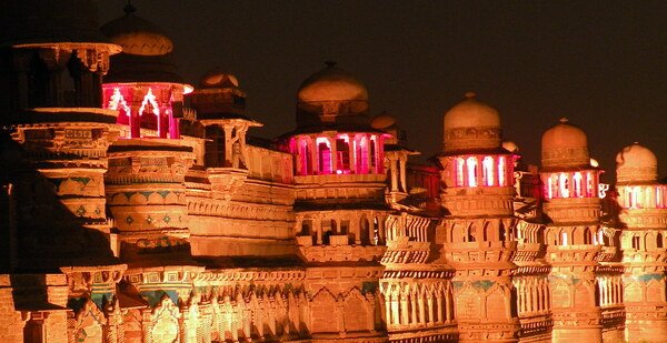 ग्वालियर किले पर लाइट एंड साउंड शो: अमिताभ बच्चन की आवाज़ में सुनें तोमर राजवंश की गाथा