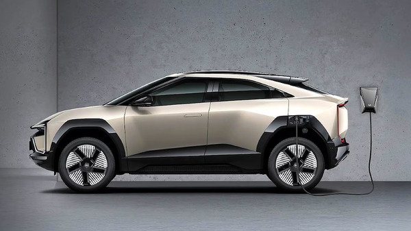 महिंद्रा BE 6 इलेक्ट्रिक SUV बैटमैन एडिशन लॉन्च: 682km रेंज और मेट ब्लैक डिजाइन के साथ कीमत ₹27.79 लाख