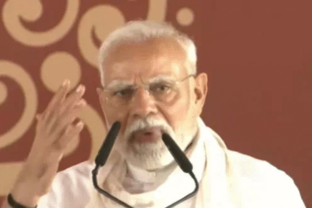 काशी में पीएम मोदी बोले:सिंदूर का वचन पूरा, स्वदेशी और आत्मनिर्भर भारत पर जोर