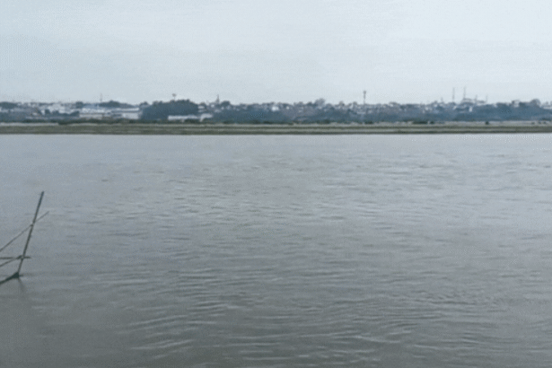 आगरा में यमुना का जलस्तर खतरे के निशान से 4.5 फीट नीचे, गोकुल बैराज से छोड़ा 45 हजार क्यूसिक पानी