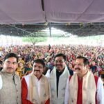Union Minister Jyotiraditya Scindia reached Guna by driving a tractor