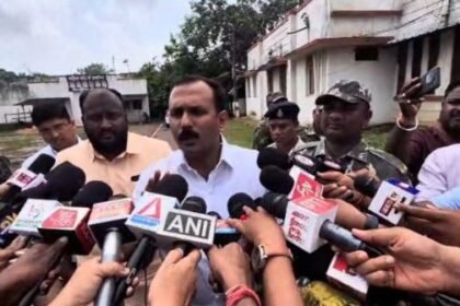 Durg: Kerala BJP vice president Shawn John reached Central Jail