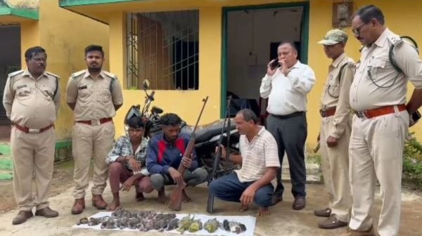 Balod: Three accused arrested for hunting wild birds