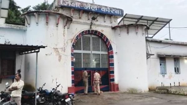 Korba: 4 prisoners absconded from district jail, took advantage of power outage