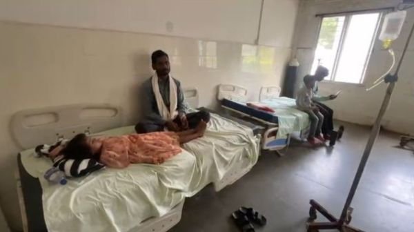 Balrampur: 4 members of the same family fall sick after eating lizard