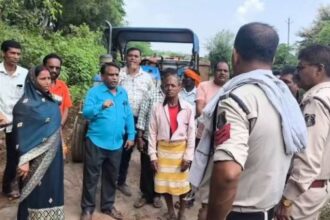 Villagers angry over illegal sand mining in Dhamtari