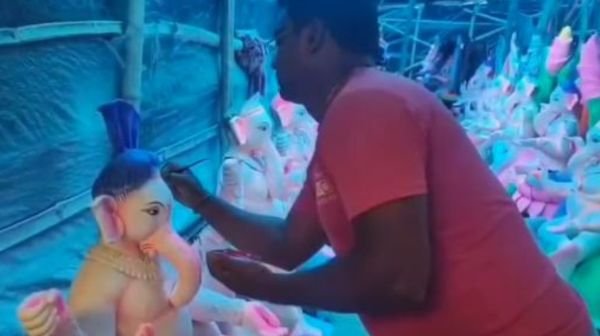 Preparations in full swing in Surajpur for Ganesh Chaturthi, Vignaharta will be decorated in the pandals