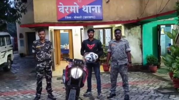 Bokaro: Police strict on bikers doing stunts on roads