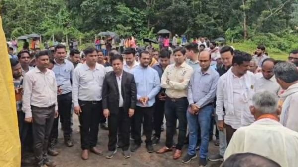 Excavation work resumes at CMDC iron mine in Bhanupratappur