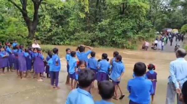 Life in Gariaband has been disrupted due to rain for three days